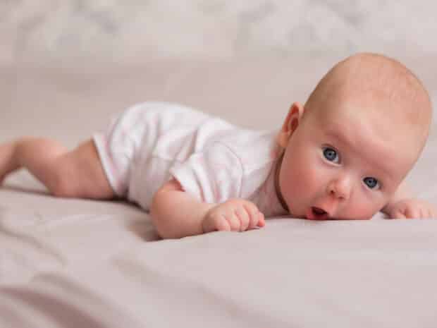 Quando il neonato inizia a rotolare
