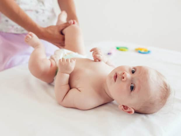Bambina con perdite vaginali