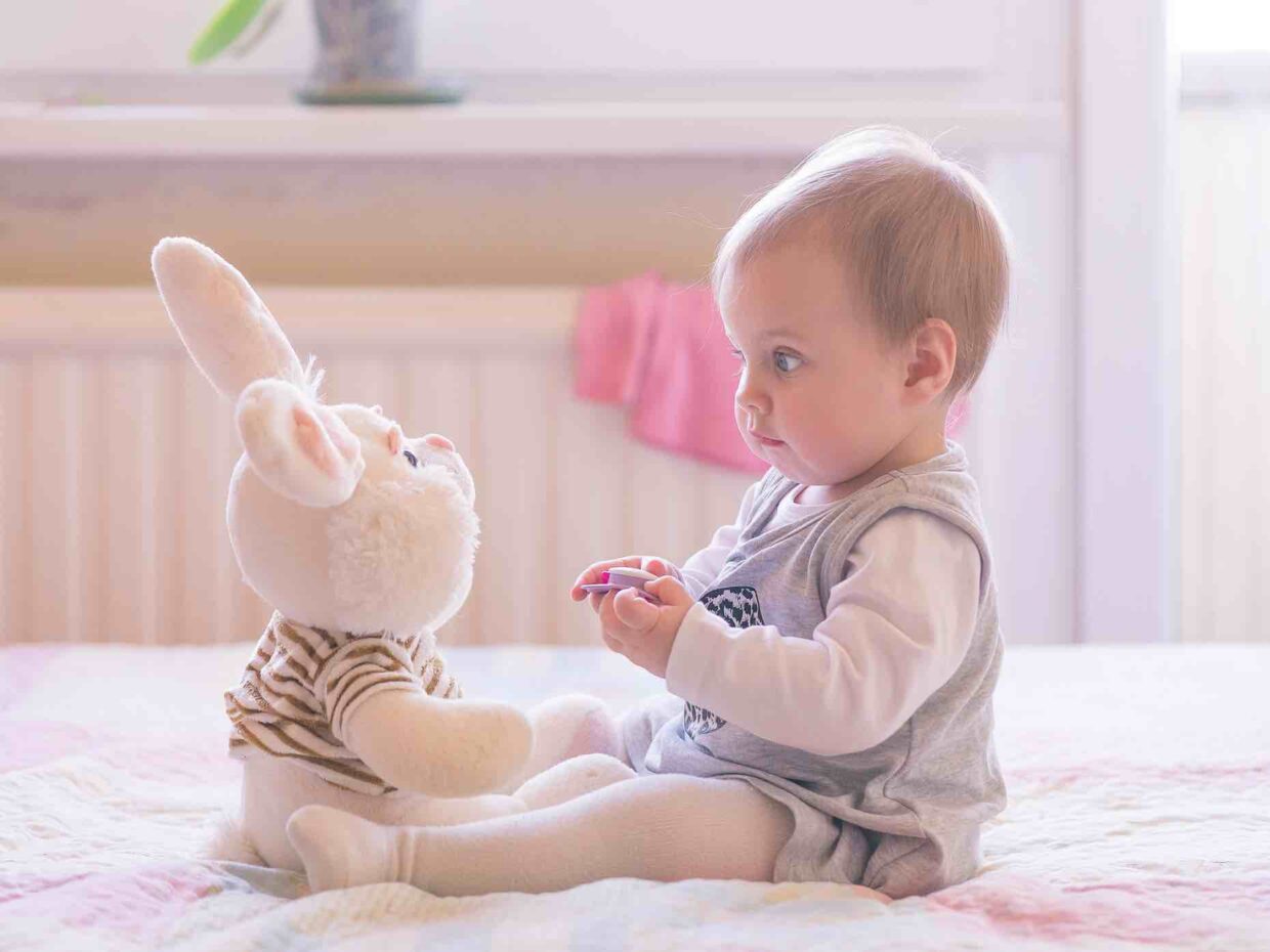 Bambina di 6 mesi